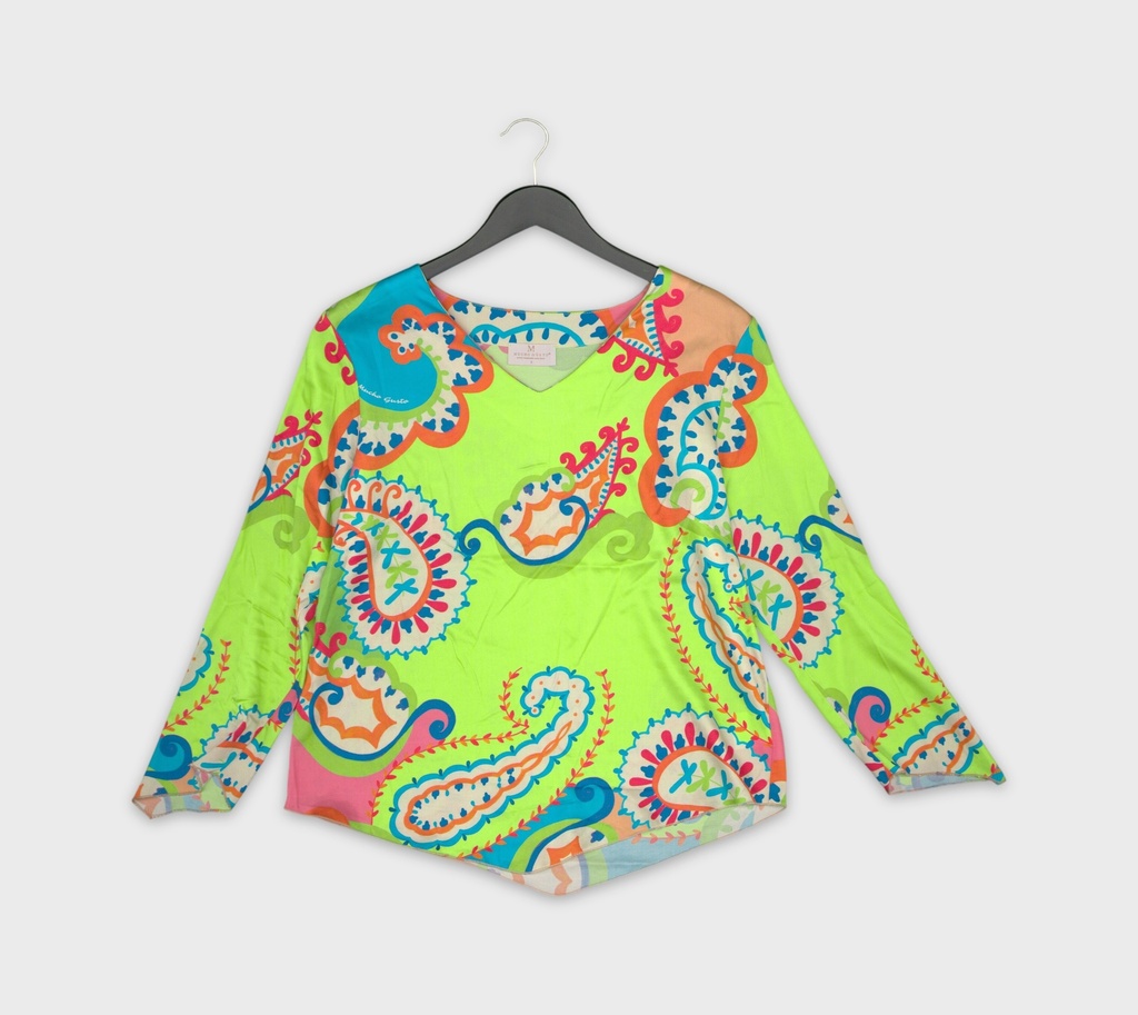 Mucho Gusto Tops S