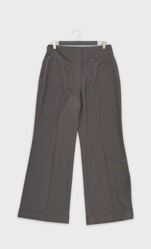 [A20260129_155155] Escada Broeken M