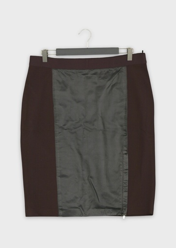 [A20260219_110206] Weekend Max Mara Rokken M