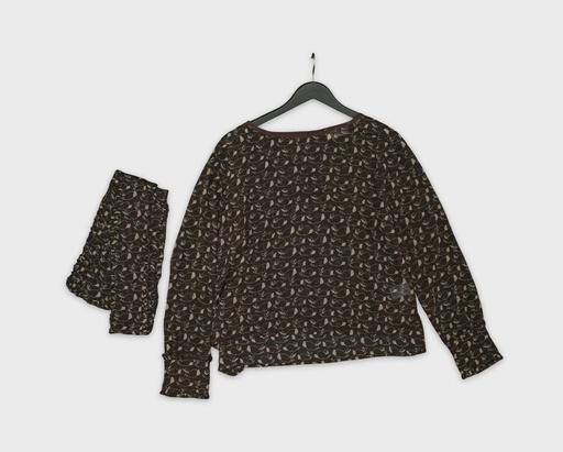 [A20260108_112100] Essentiel Tops XL