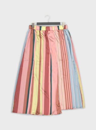 [A20260123_154213] Weekend Max Mara Rokken M